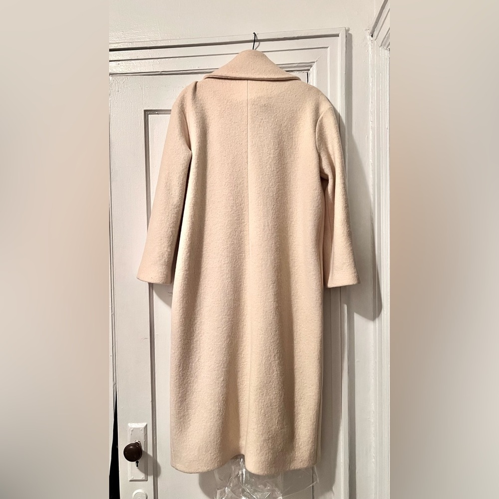 Elegant Cream Teddy Jacket - Picture 7 of 7